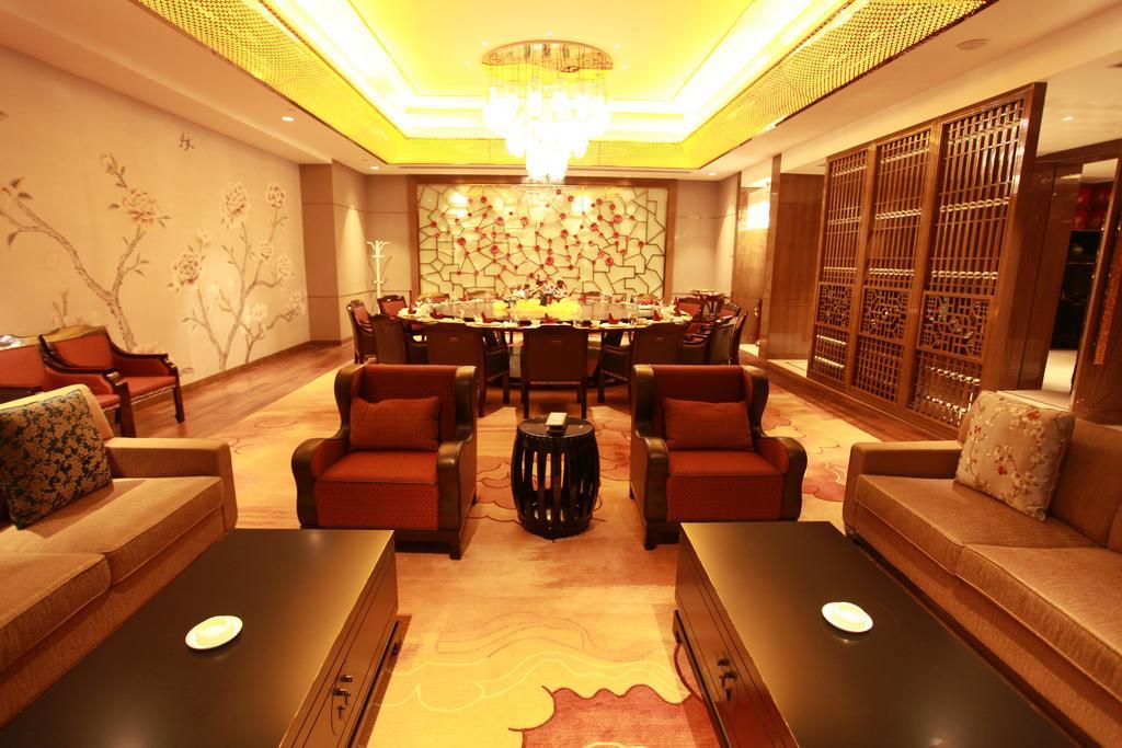 Howard Johnson Qinlu Plaza Yingtan מראה חיצוני תמונה
