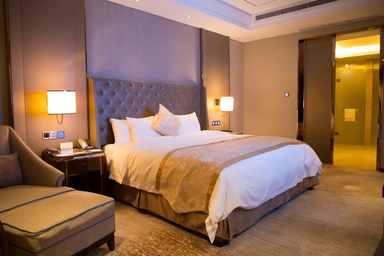 Howard Johnson Qinlu Plaza Yingtan מראה חיצוני תמונה